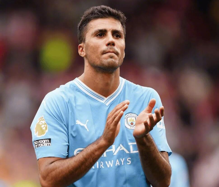 u8官网网页版-罗马诺曝皇马有意罗德里，球员未来取决于个人决定|曼城|罗德里戈·埃尔南德斯·卡斯坎特|罗德里-塔林|皇家马德里|播客_新浪体育_新浪新闻